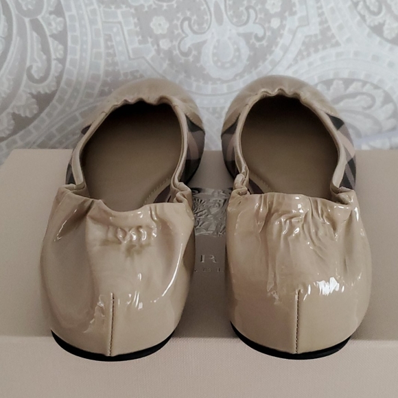 Burberry Nova Check Patent Leather Ballerina Flats - Picture 3 of 7